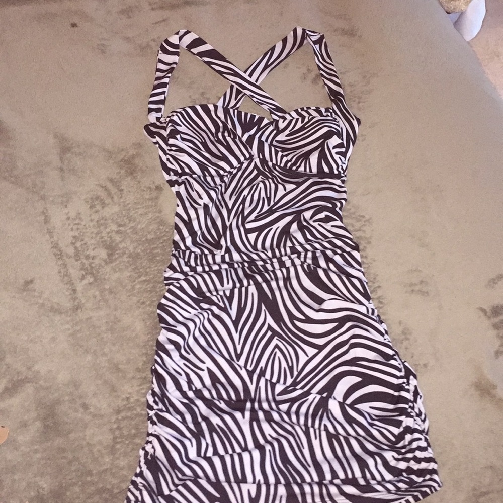 🔥🔥Black and White🔥🔥cocktail dress